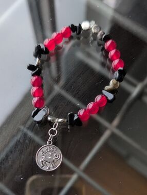Aries Charm Stretch Bracelet – Red Jadeite and Black Obsidian Beaded Bracelet